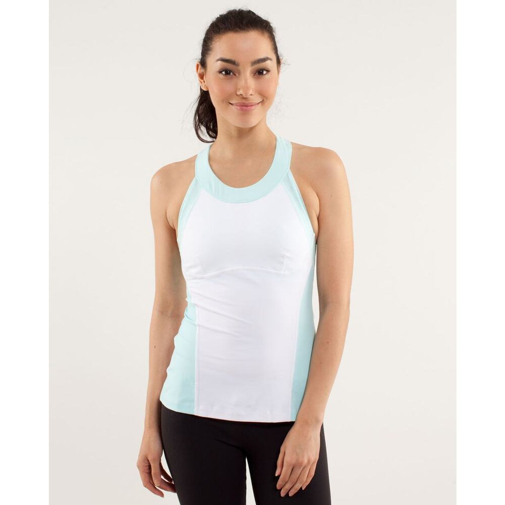 Auth LULULEMON Athletica Make It Count Aqua Blue Bra Stretch Tank Top Size 4